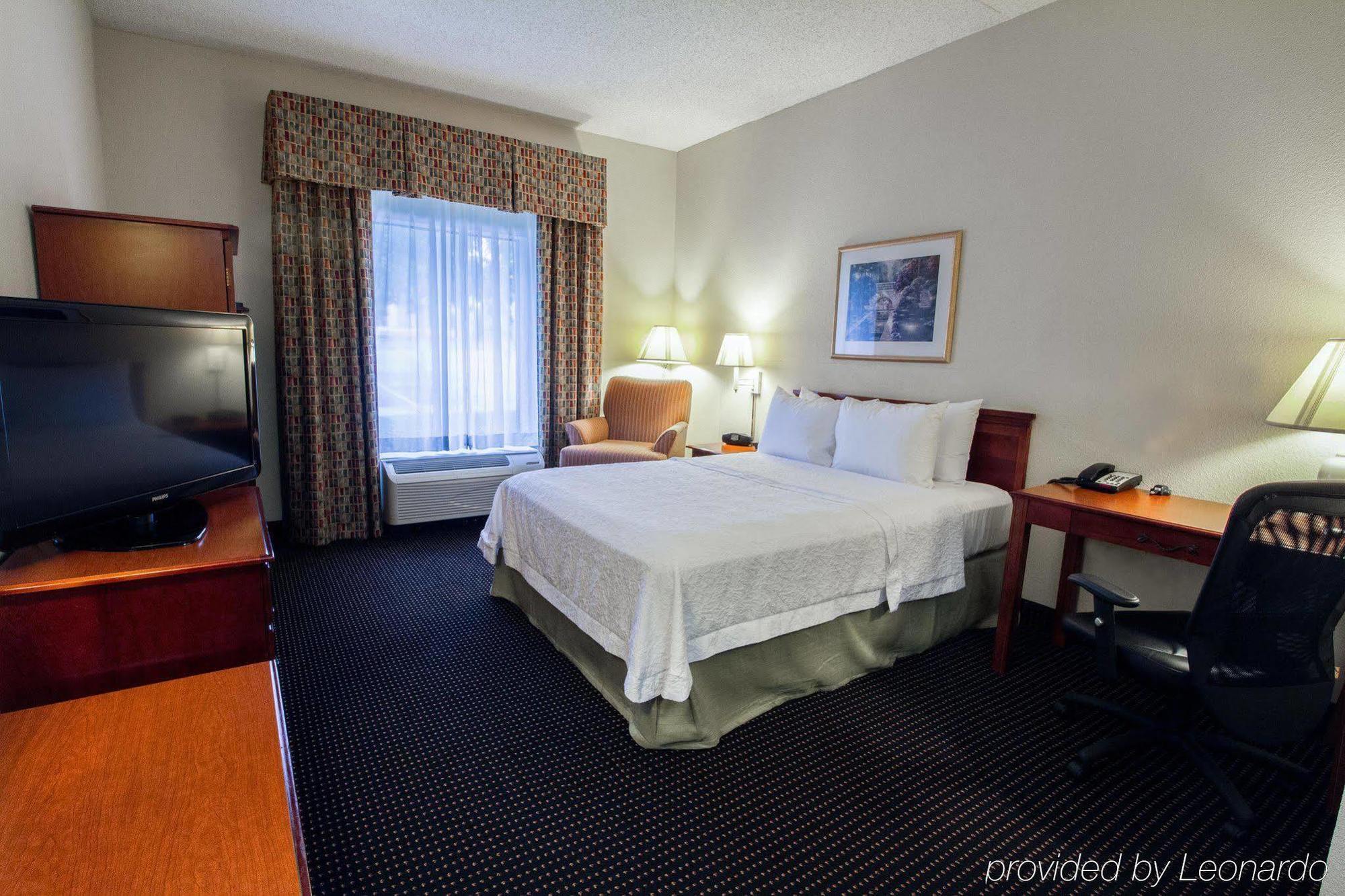 Hampton By Hilton Oklahoma I-40 East- Tinker Afb Hotel Midwest City